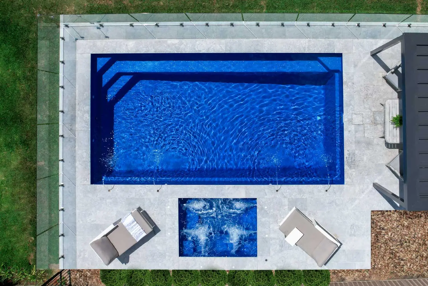 Hampton Grande 8m fibreglass pool in Ocean Reef, view 5
