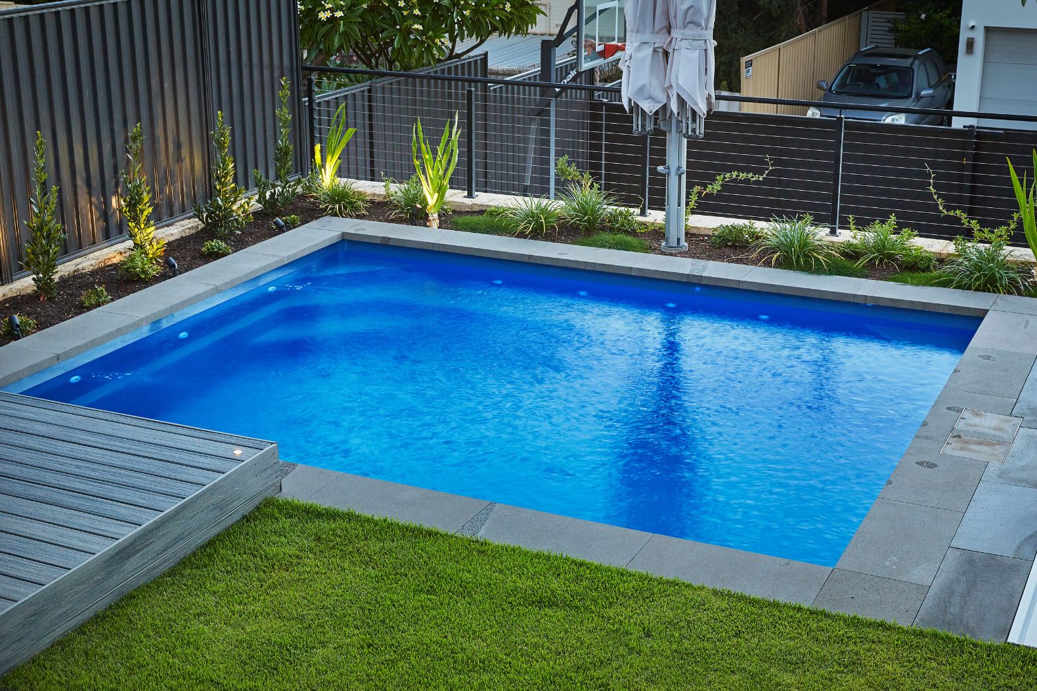 Hampton Grande 5m fibreglass pool, view 2