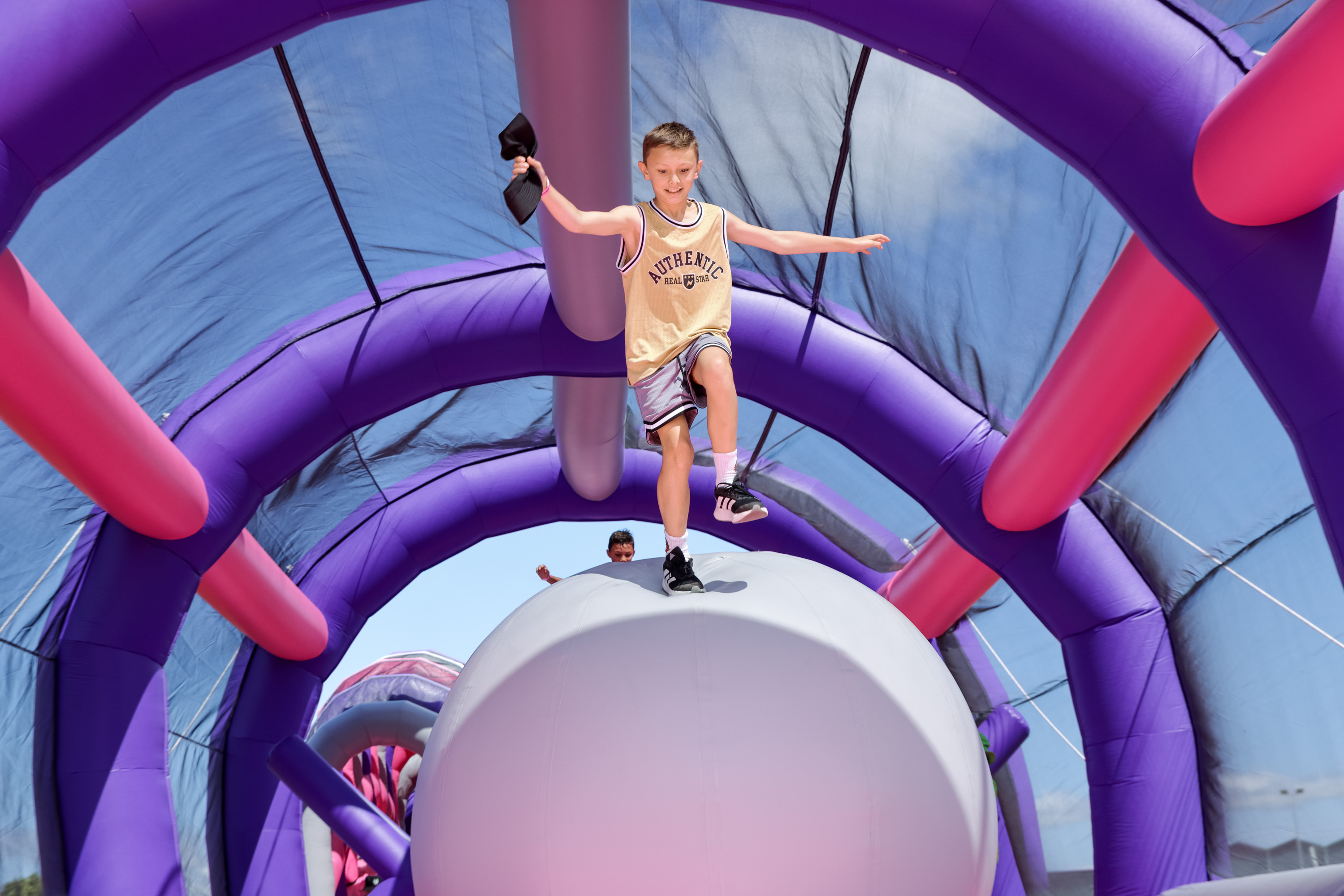 Feeling competitive? Our 5km fast & fierce tickets give those aged 8+ access to the ultimate timed challenge across 26 epic inflatable obstacles.