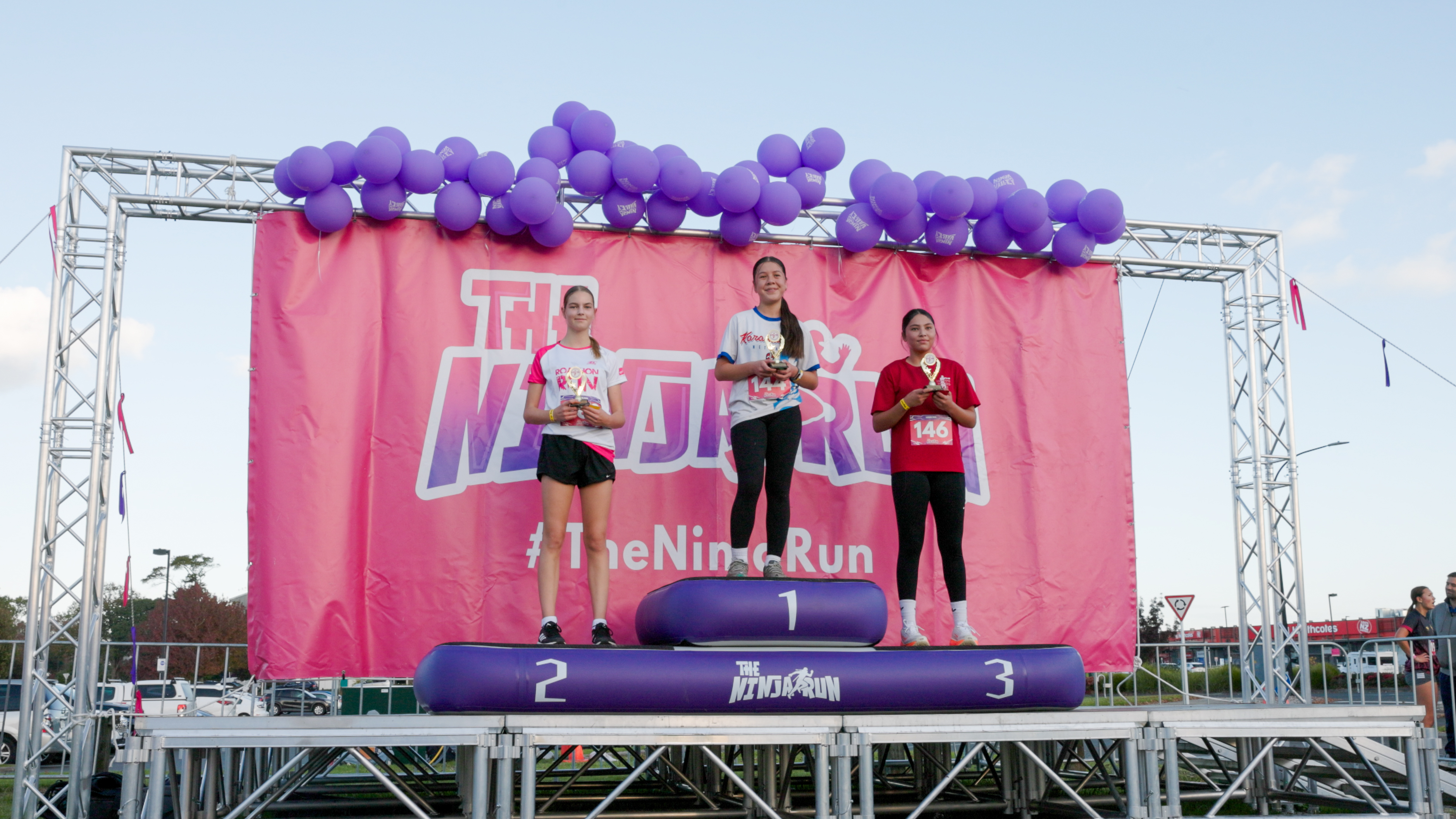 Feeling competitive? Our 5km fast & fierce tickets give those aged 8+ access to the ultimate timed challenge across 26 epic inflatable obstacles.