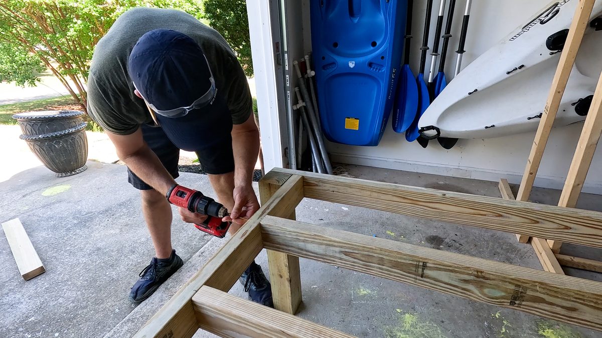 Adding joists to frame of table top jump