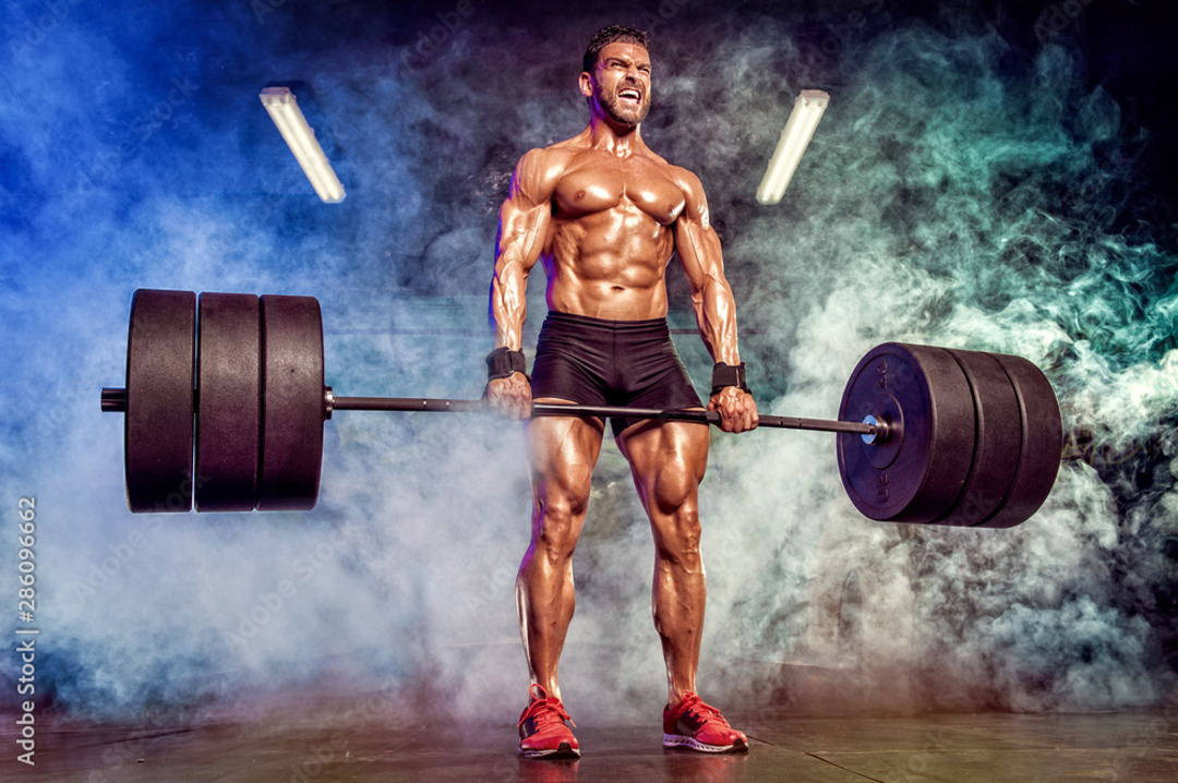 man deadlifting - Average Deadlift Weight For Male