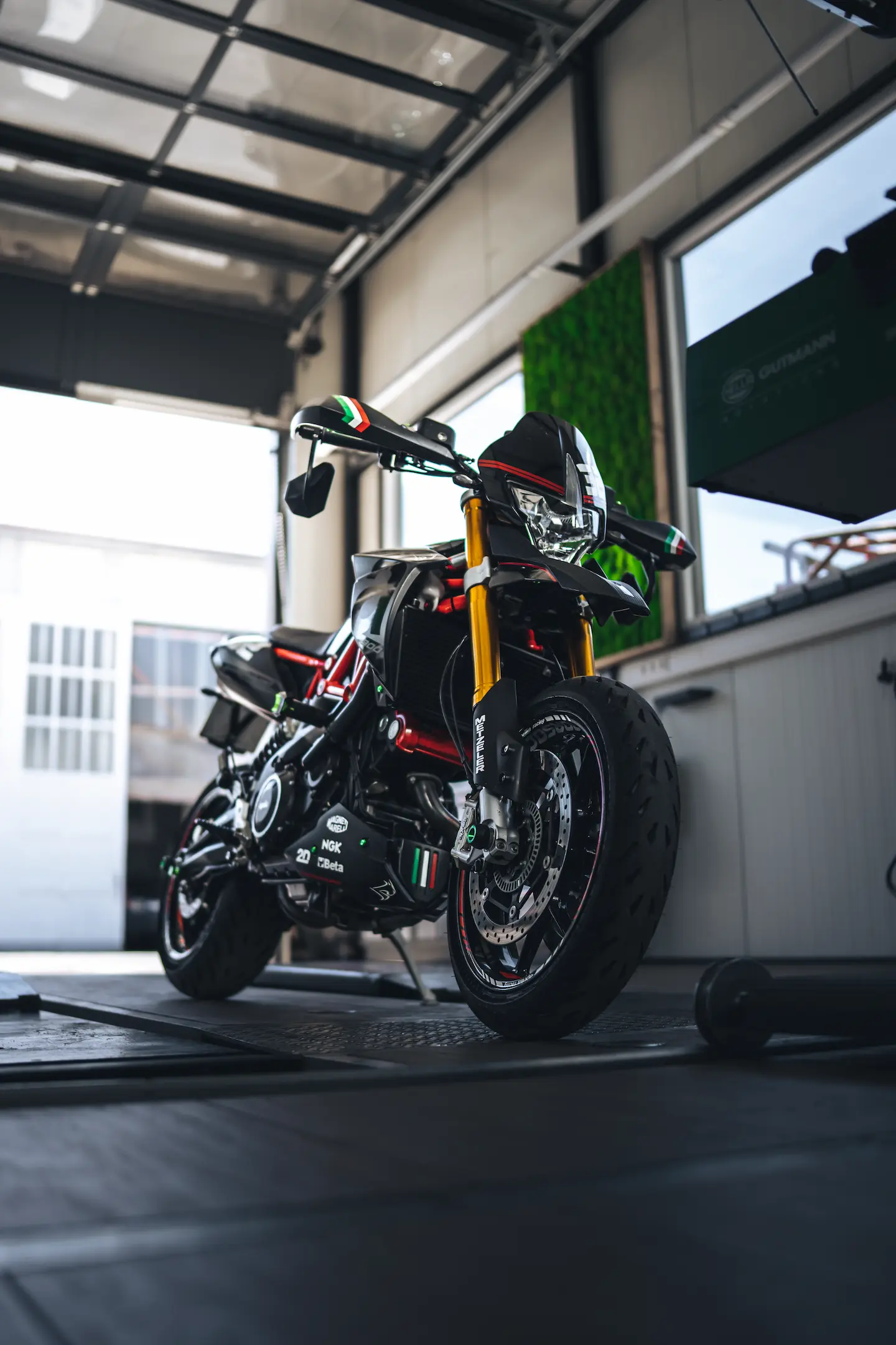 Umgebautes Motorrad nach erfolgreicher KFZ-Eintragung bei KLEE-sicher – fachgerechte Einzelabnahme und Änderungsabnahme in Stuttgart-Sommerrain und Göppingen.