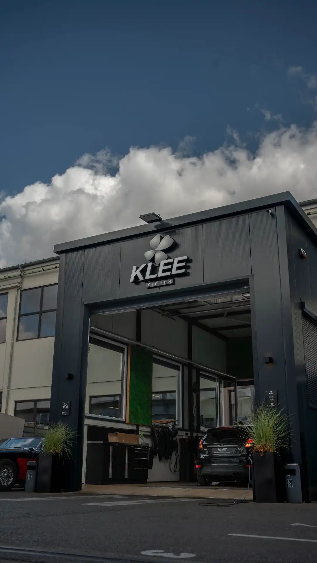 KFZ Prüfstelle Stuttgart-Sommerrain – KLEE-sicher Standort für HU und AU.