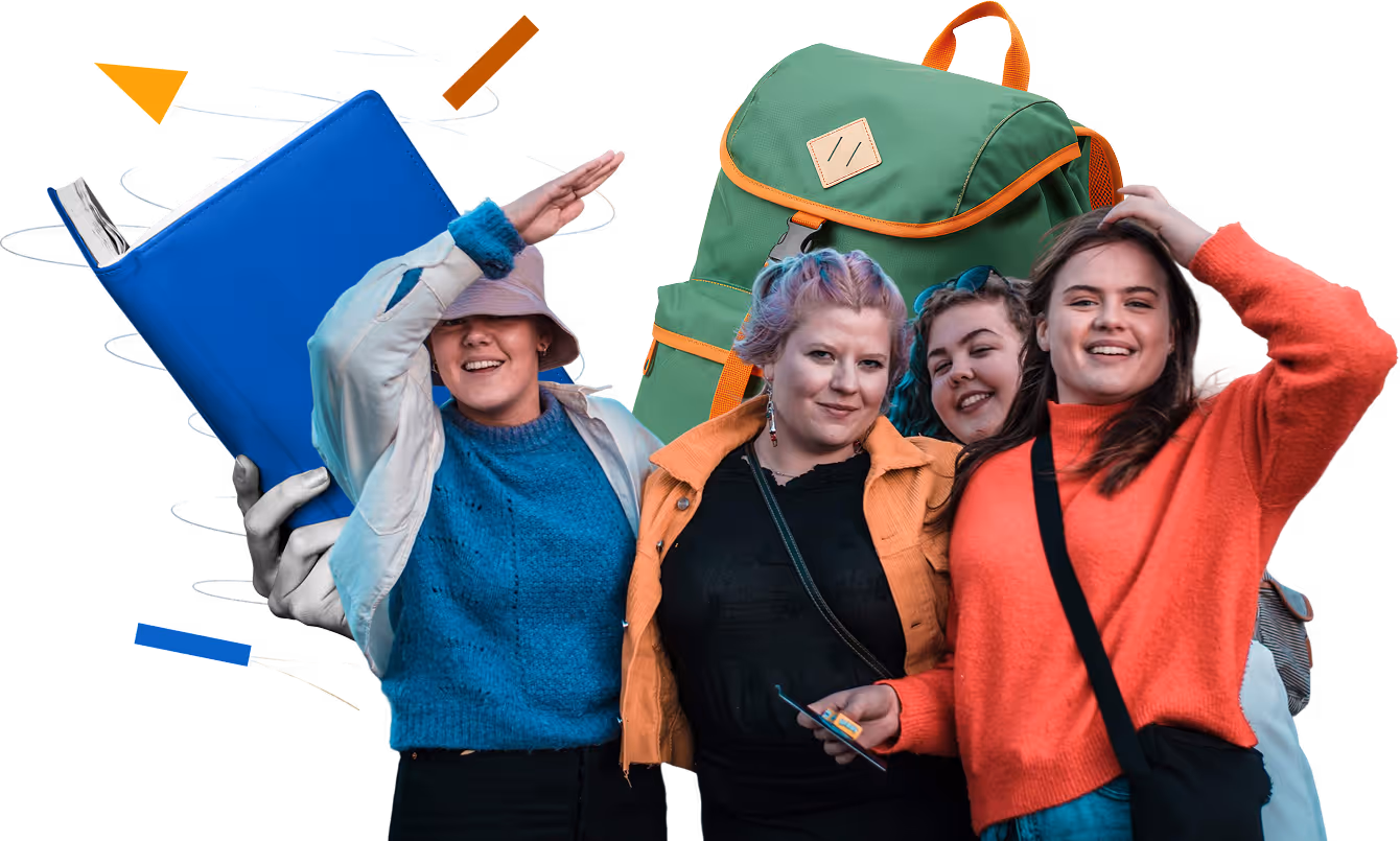 Fire unge kvinner smilende sammen med en stor grønn ryggsekk og en stor blå bok illustrert bak dem.