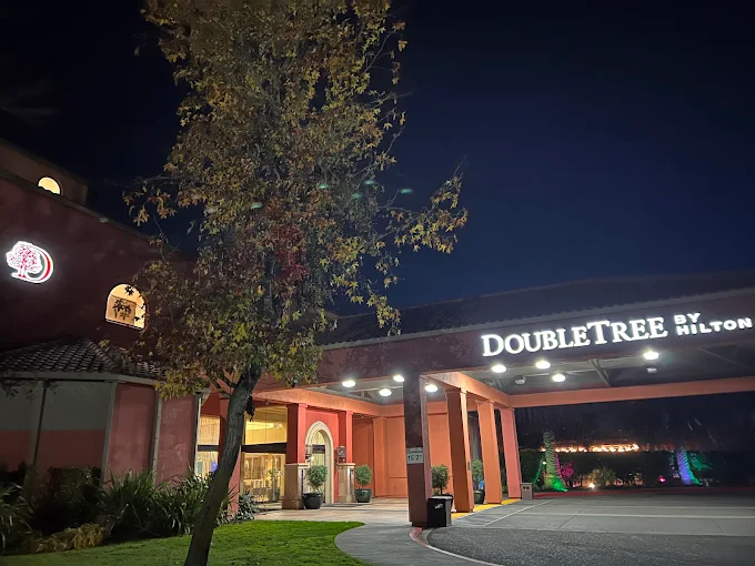 DoubleTree by Hilton Hotel Sonoma