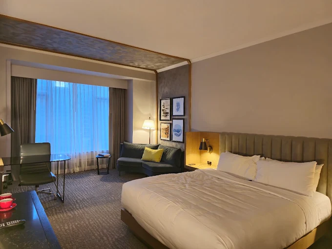 Rooms and Suites: Vaudeville Vibes with Modern Polish