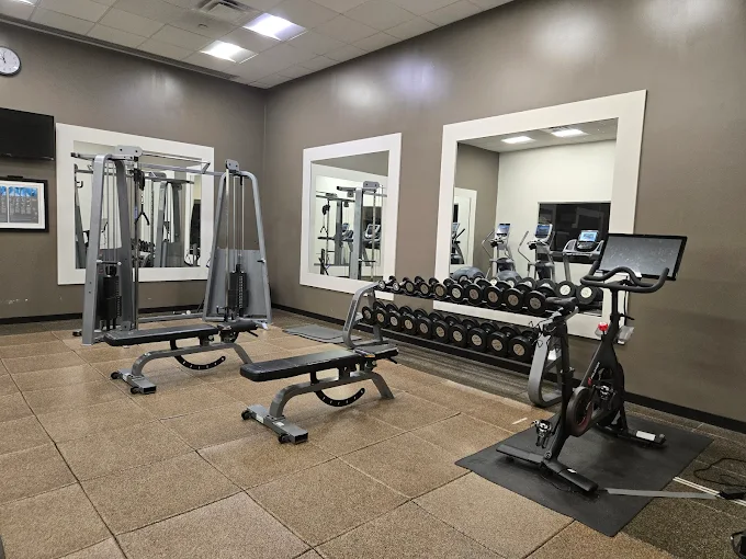 Amenities: Poolside Perks and Fitness Flow