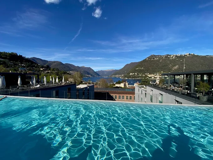 Amenities: Lakeside Leisure with Spa Serenity