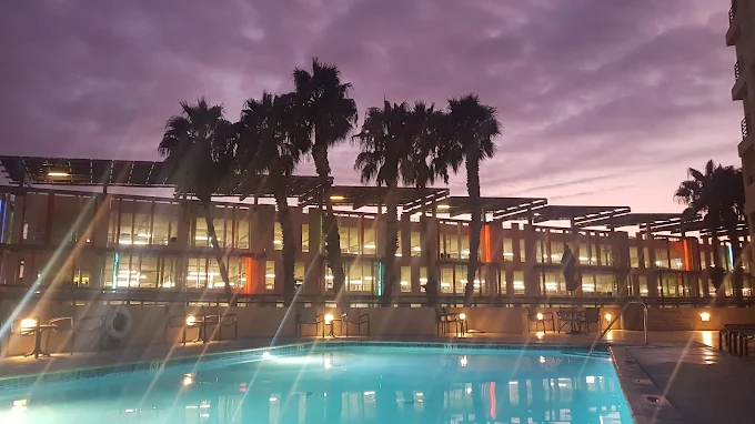 Amenities: Poolside Perks and Fitness Flow