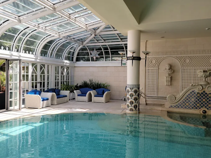 Signature Experiences: Gardens, Spa, and Rooftop Rituals