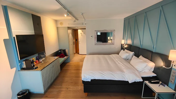 Rooms: Scandinavian Style Meets Modern Comfort