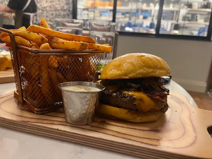 Dining: Quality Food Without Leaving the Hotel