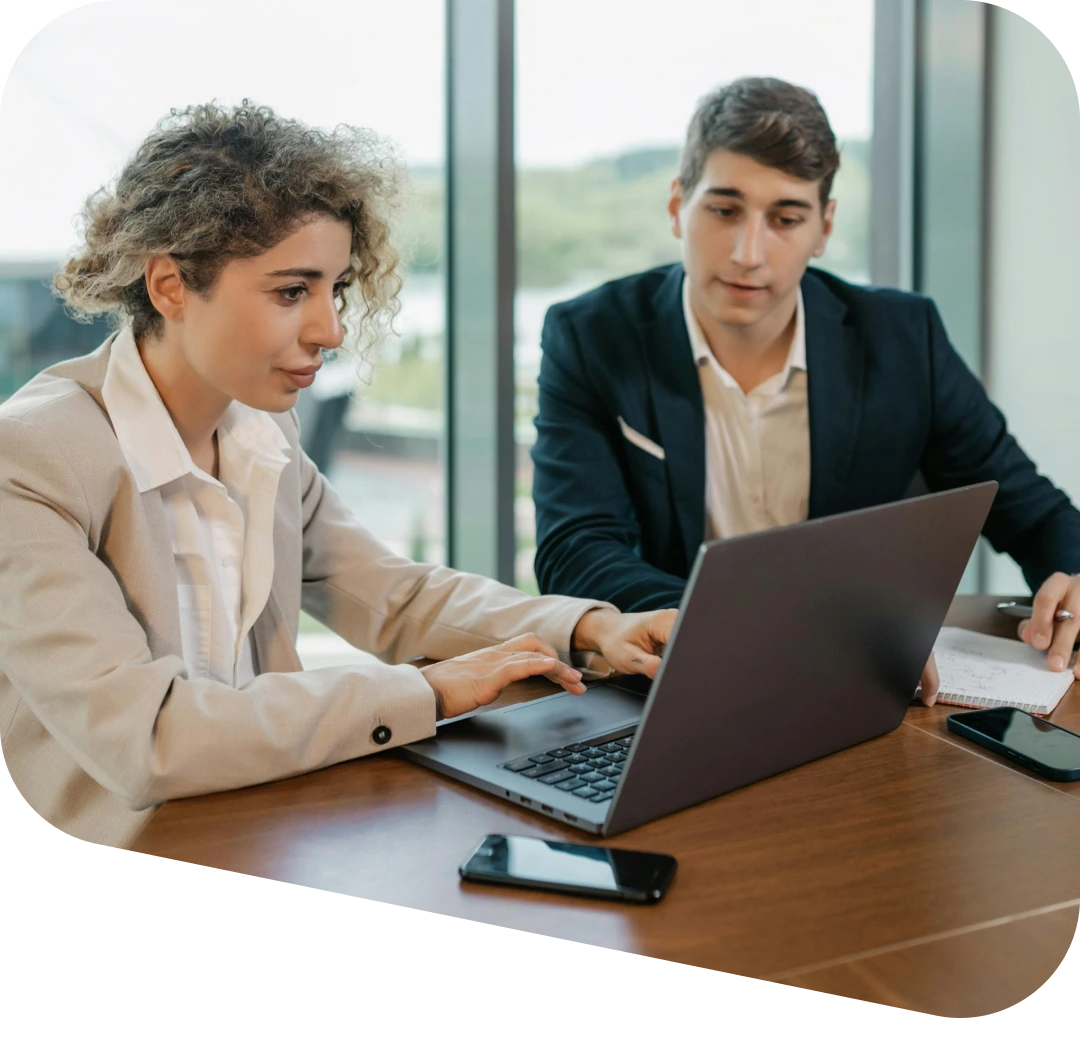 Sriveo-home-two-step-by-step-hiring-image-three