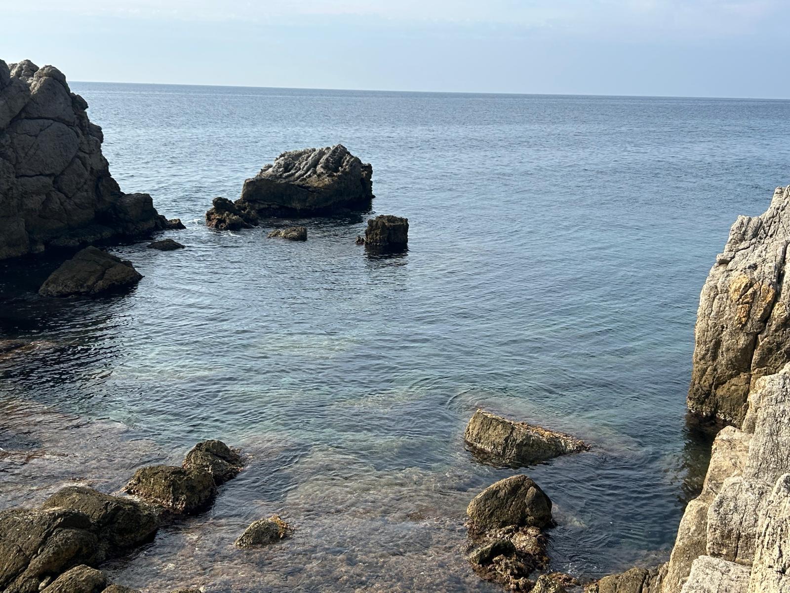 Crique privée située juste à côté de l'appartement.