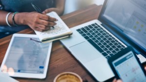 Online Business aufbauen als Nebenberuflichkeit