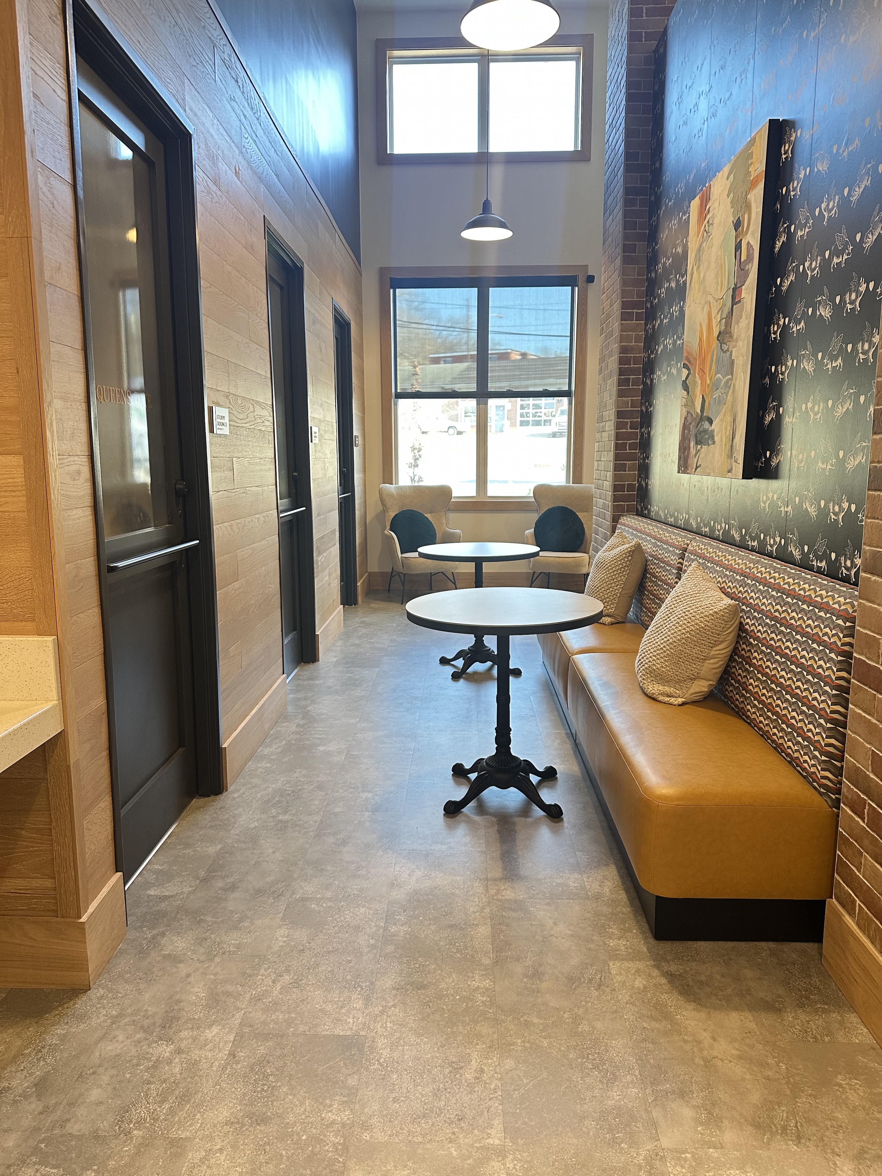 Hallway of study room