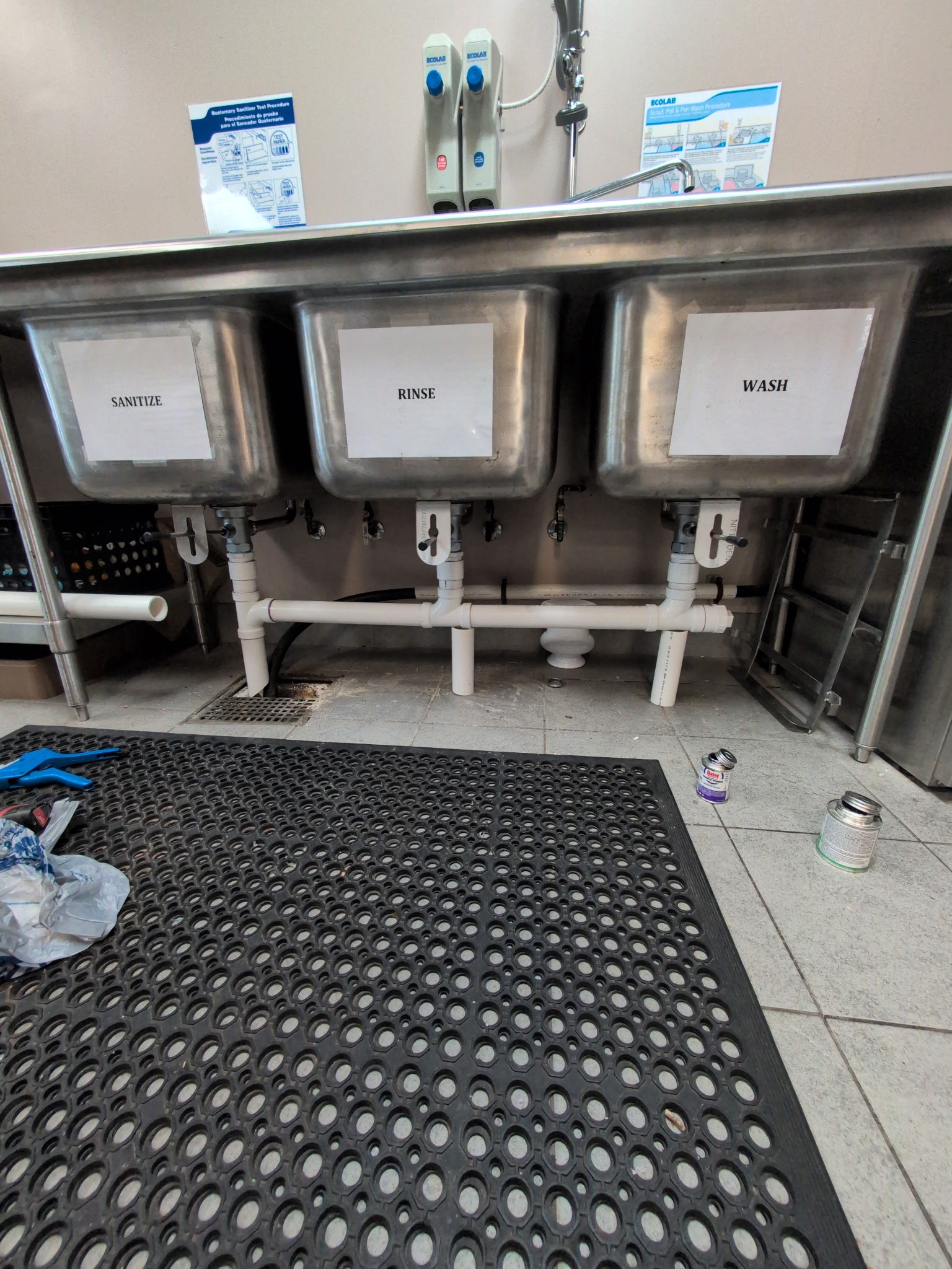 kitchen plumbing
