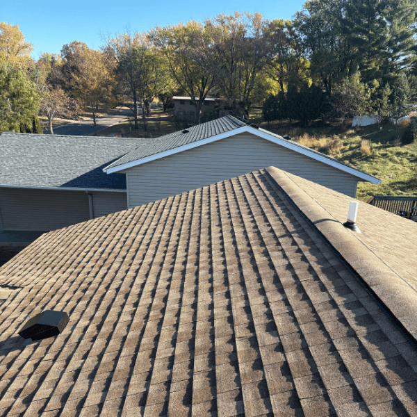 Residential roof replacement services in Rochester, MN
