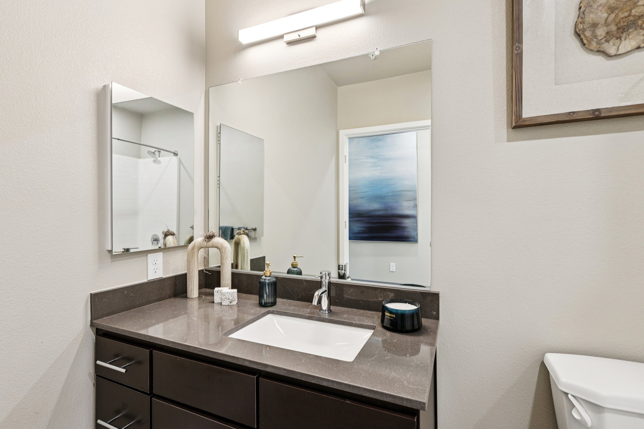 Luxury Bathroom l 1 & 2-Bedroom Homes 