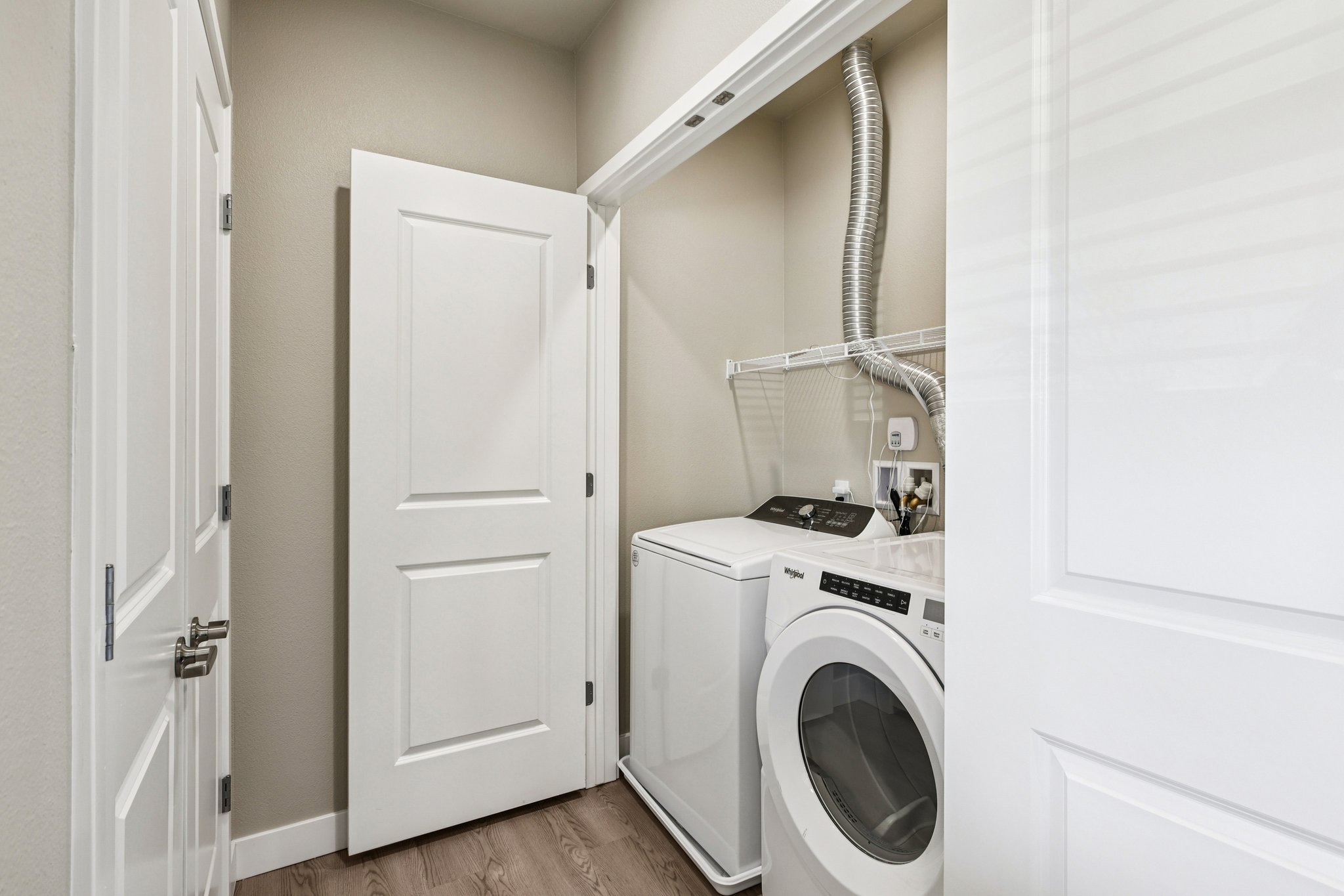 Full size stackable Washer and dryer l 1 & 2-Bedroom Homes 