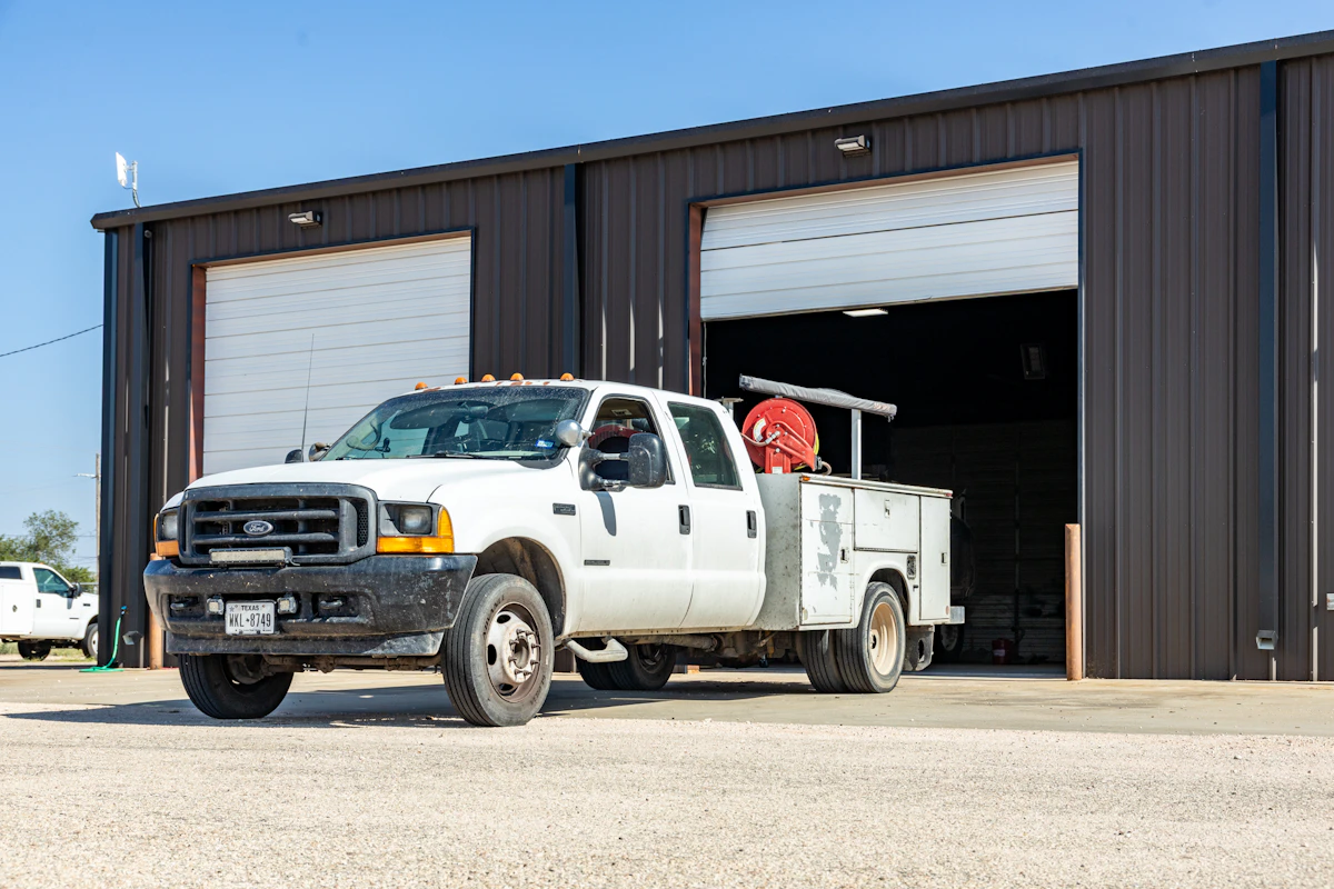 Mobile truck repair unit in Odessa, Texas