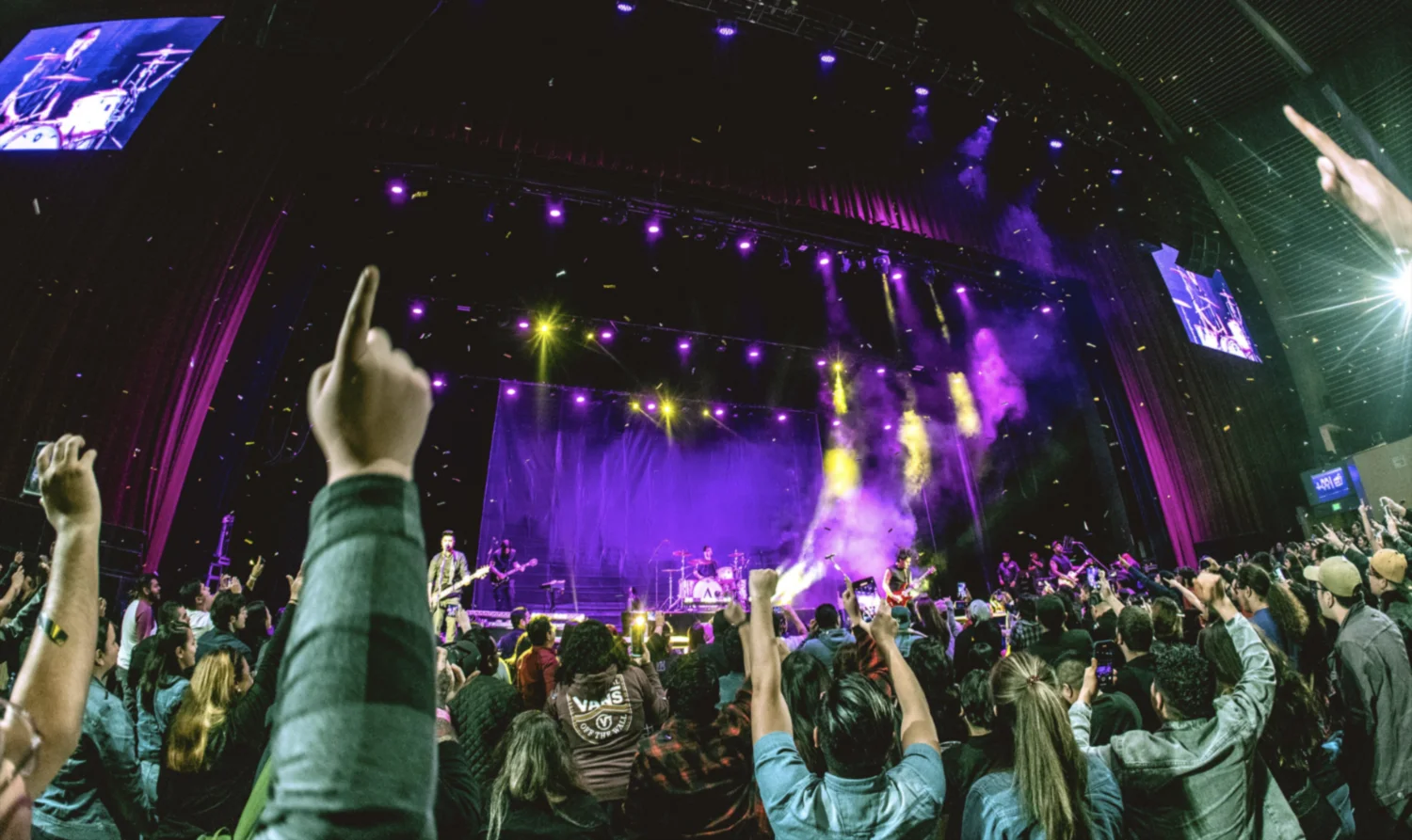 Escenario GNP Seguros - Alberga eventos públicos y privados