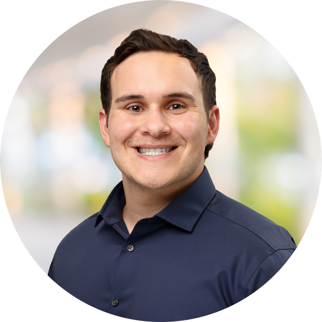 Lorenzo Salazar, Financial Specialist at Hoyer Law Firm in Lehi, Utah