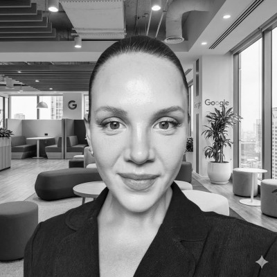 Bonnie White head shot