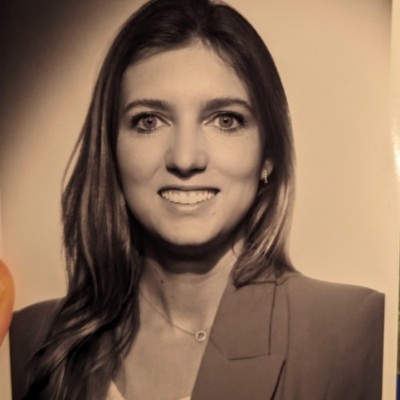Caroline Dissaux head shot