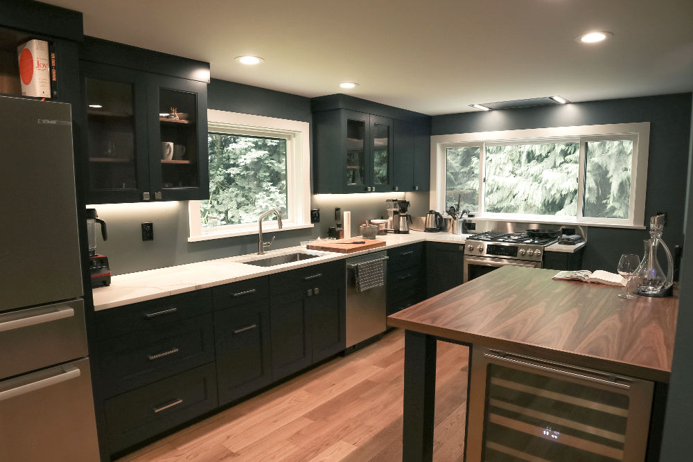 Modern Masterpiece: Log Cabin Transformed with Craftsman Details