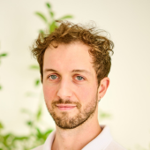 [headshot] image of a customer (for a financial advisor)