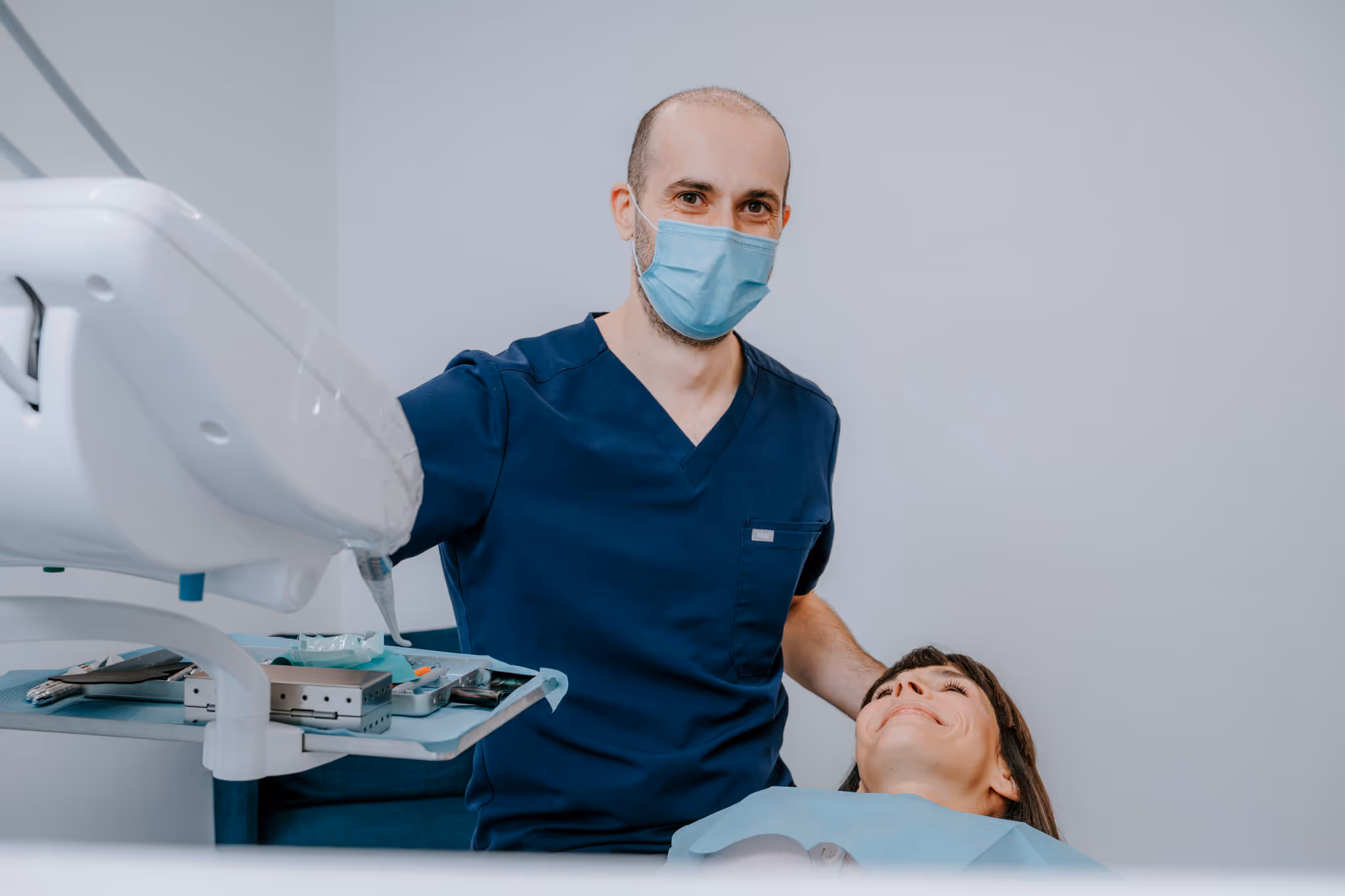 direttore sanitario Dragan Milosevic al lavoro