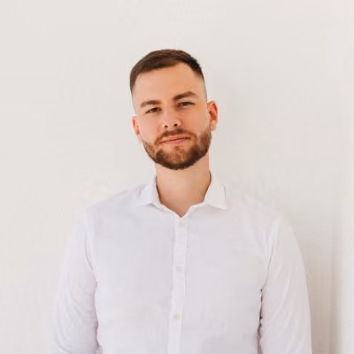Artem Alekseev, Frontend-Entwickler bei BRAINR.