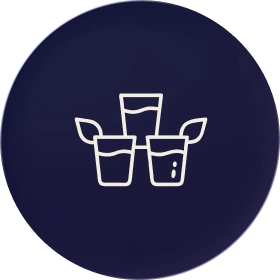 Icon showing three simple outlined cups, with the middle cup taller and above the other two.