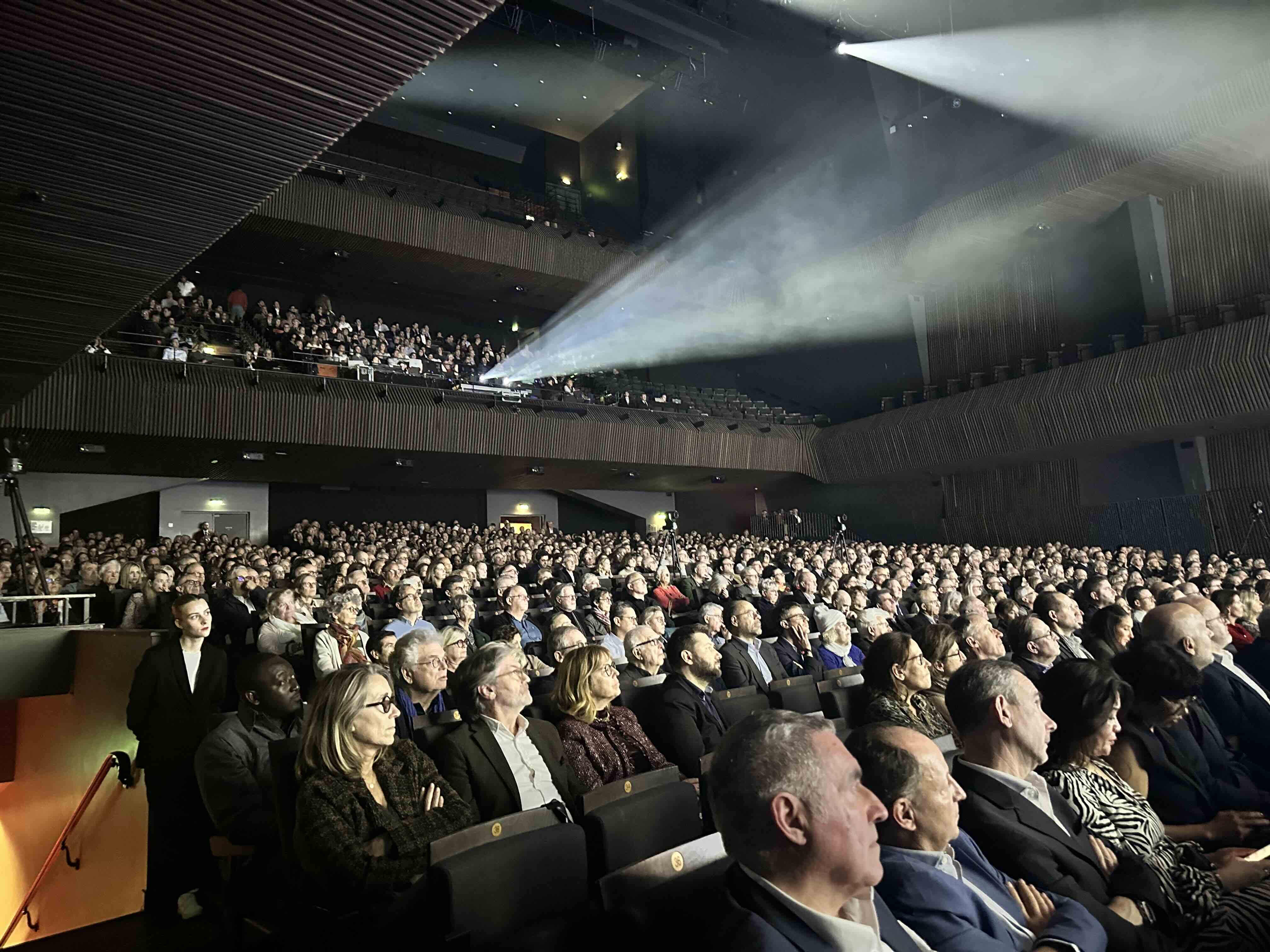 Soirée conférence à la Salle Pleyel – photo 2