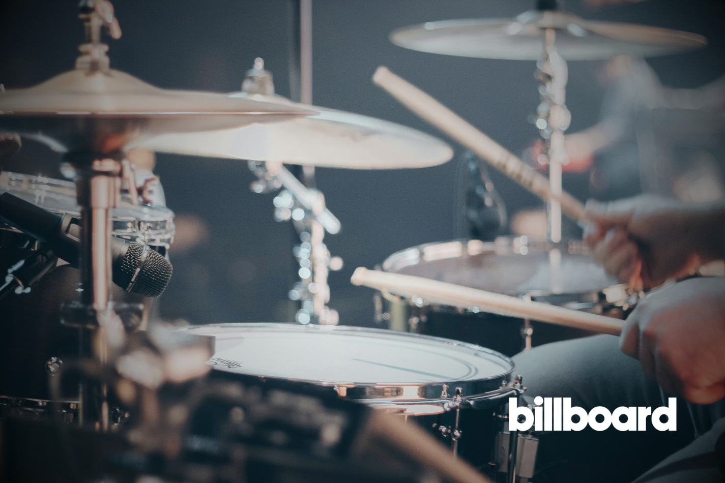 Inside the Mega-High-End — And Ultra Expensive — World of Private Jets for Artists