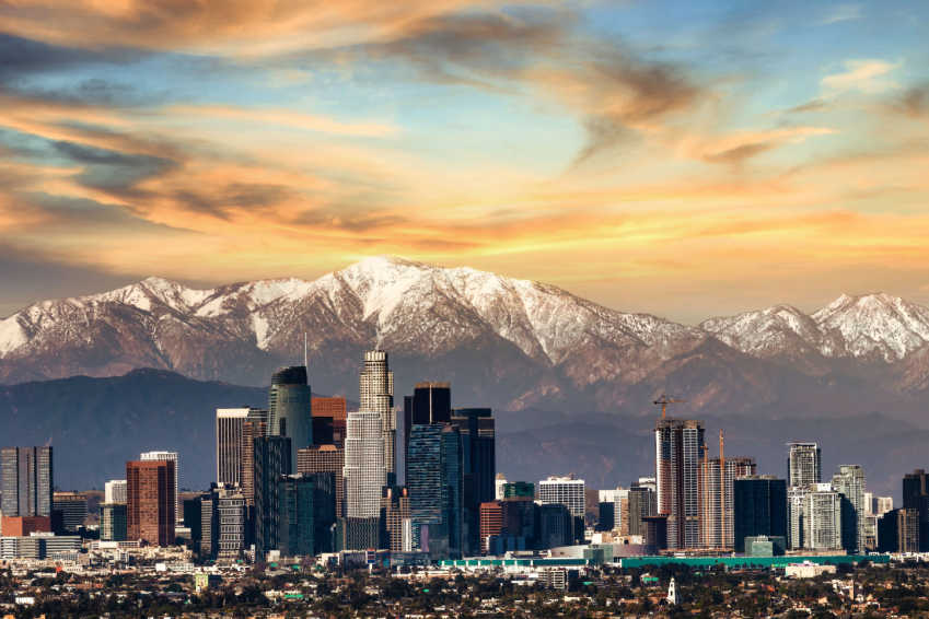 Phoenix / Scottsdale to Los Angeles private jet route image