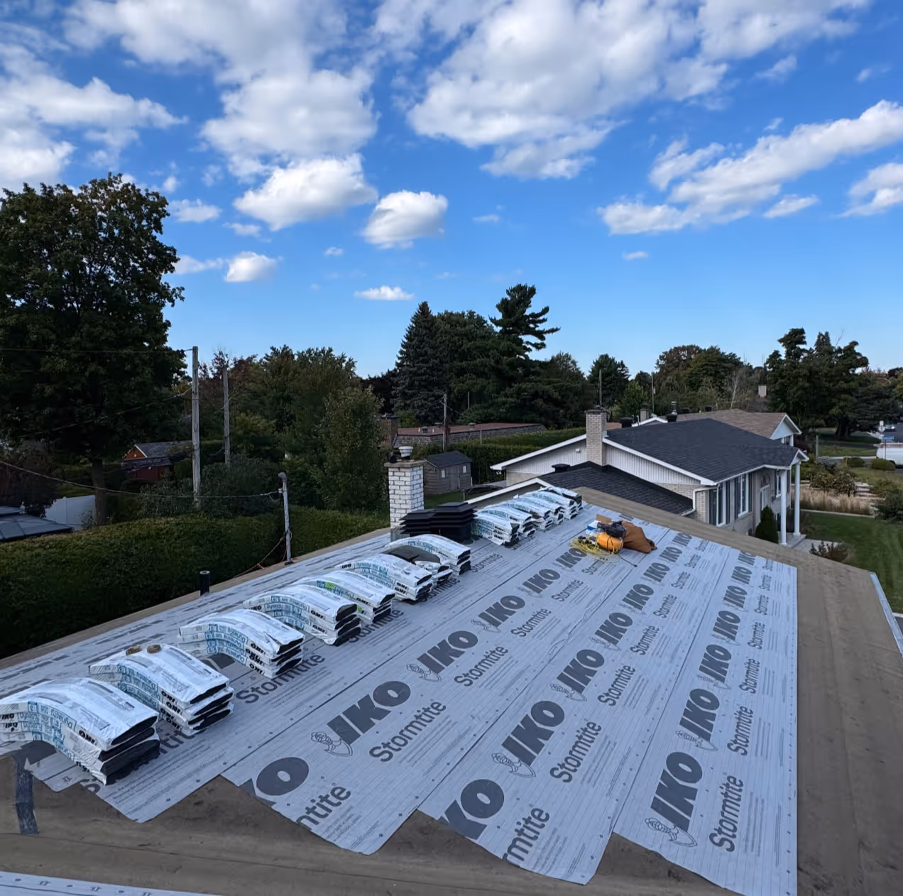 Pose de bardeaux d’asphalte