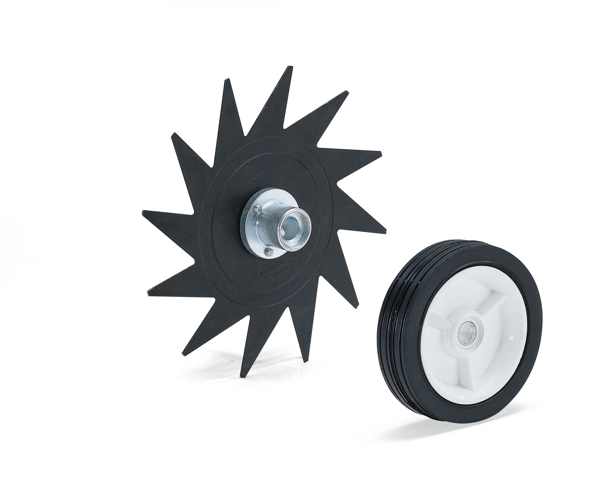 This STIHL YARD BOSS® bed edger attachment walks the line between power and convenience.