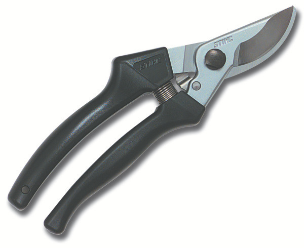 This hand pruner features longer, wider-opening blades for efficient pruning of larger stems.