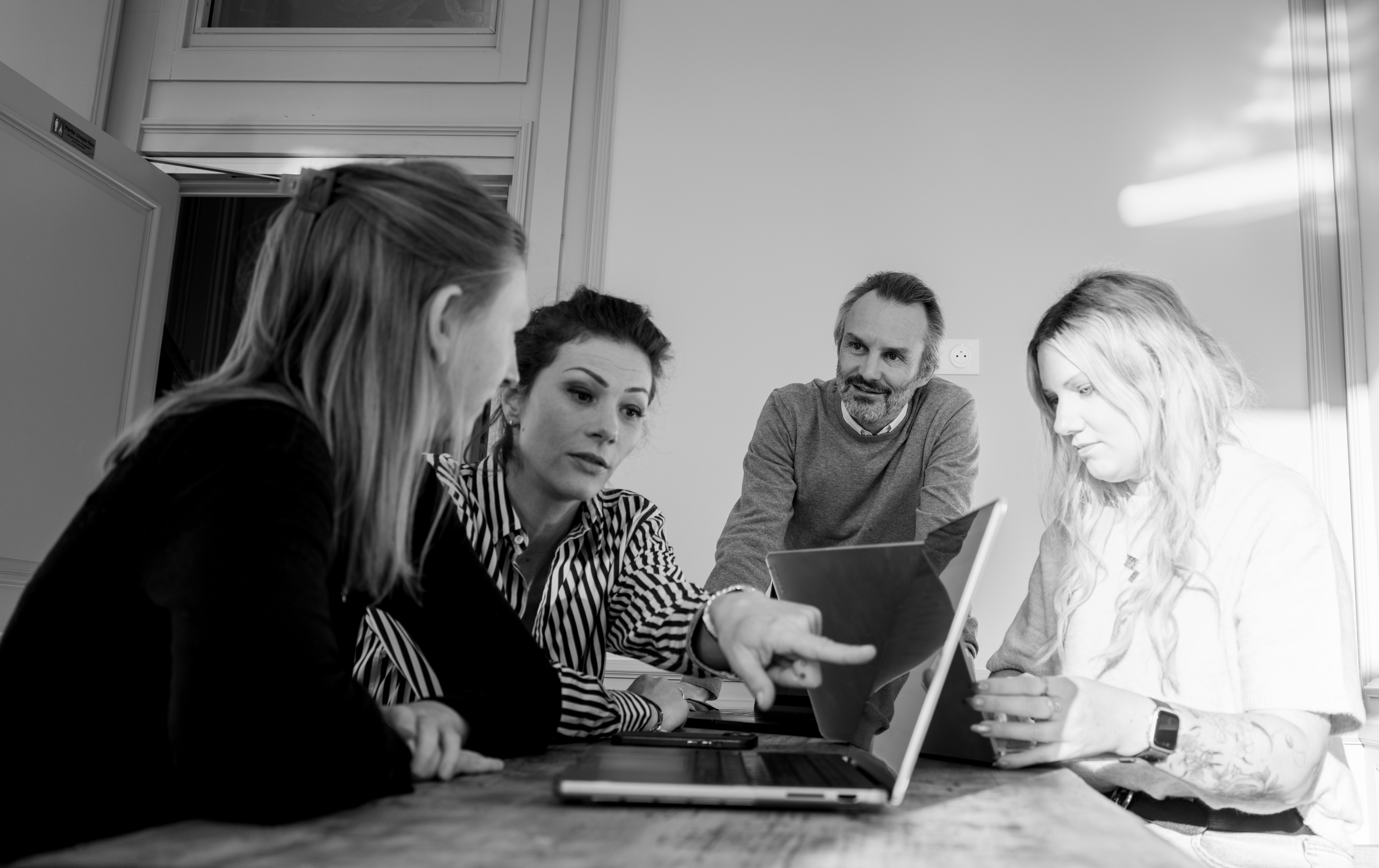 L'équipe symbolist. en session de travail client