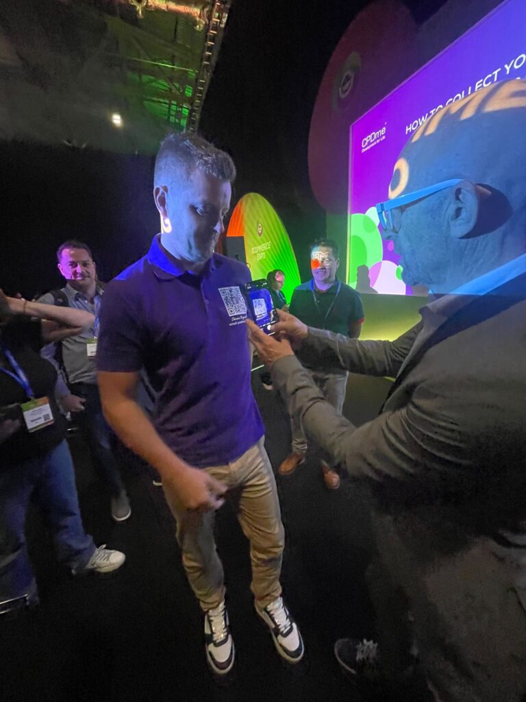 Jason Bradbury from The Gadget loves LinkShortener.io's qr codes