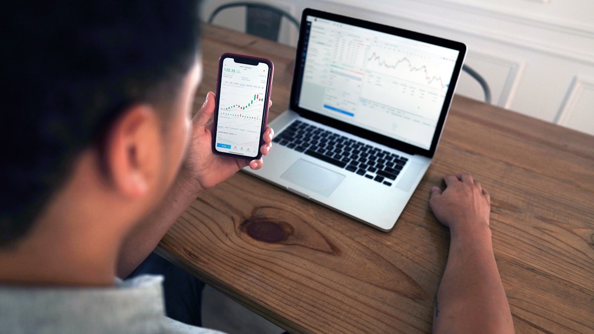 What Are Prop Firms and How Do They Work? Complete Guide