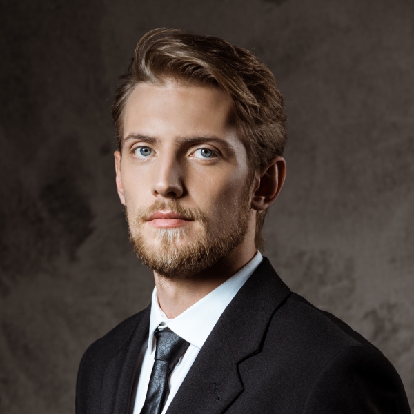 Blog Author Image V1