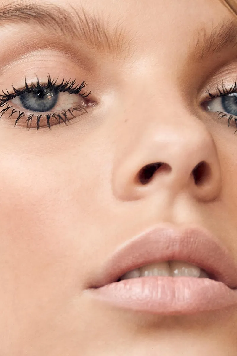 Flawless beauty photography by a Montreal-based commercial photographer, expertly capturing intricate details and radiant skin, perfect for advertising and brand campaigns