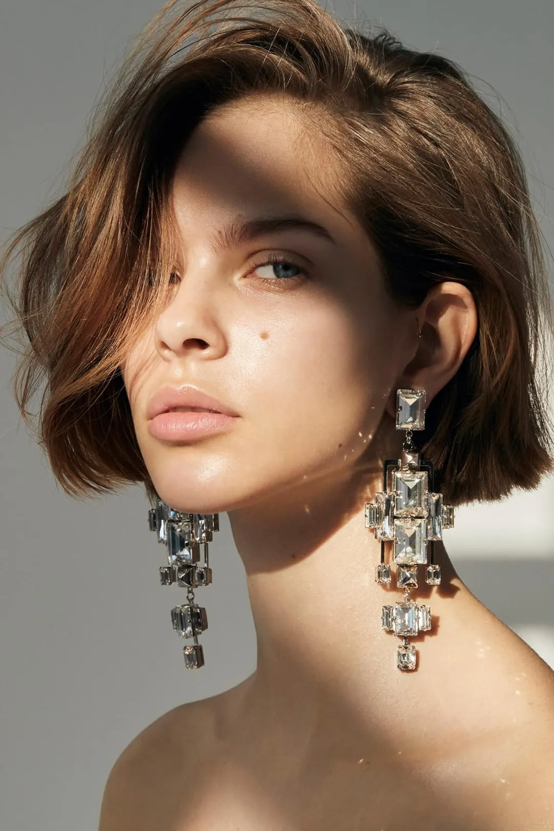 This Montreal-based beauty photographer delivers stunning, high-quality imagery that showcases cosmetics and skincare with precision and creativity for brand marketing