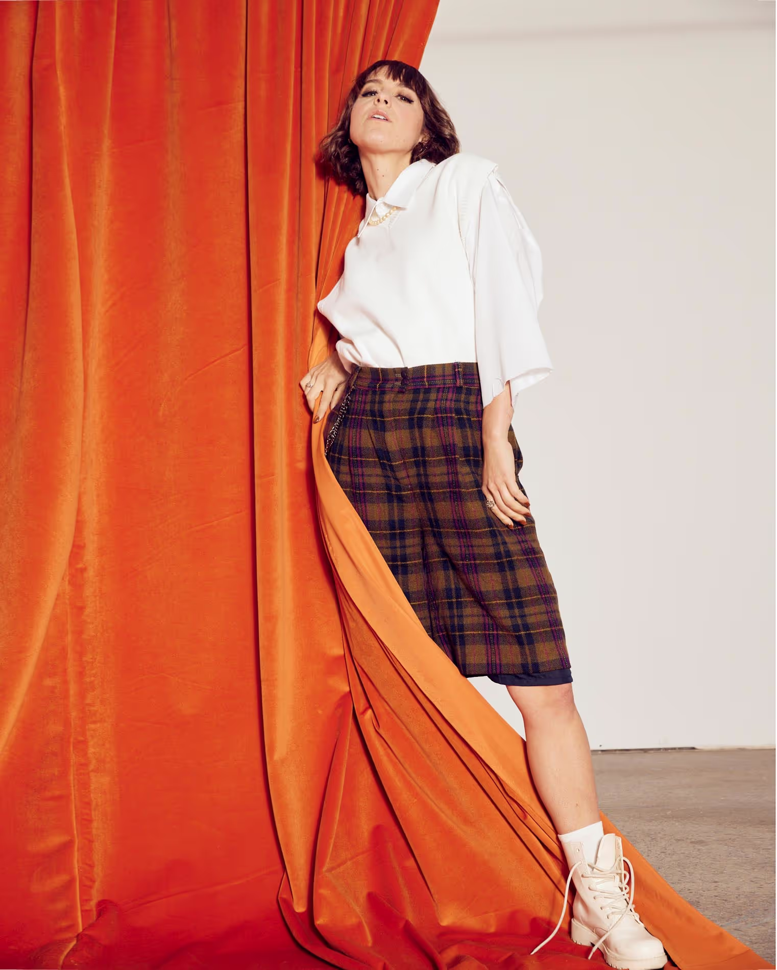 Stunning fashion photography by a Montreal-based commercial photographer, capturing high-fashion looks with expert styling and composition for impactful brand campaigns