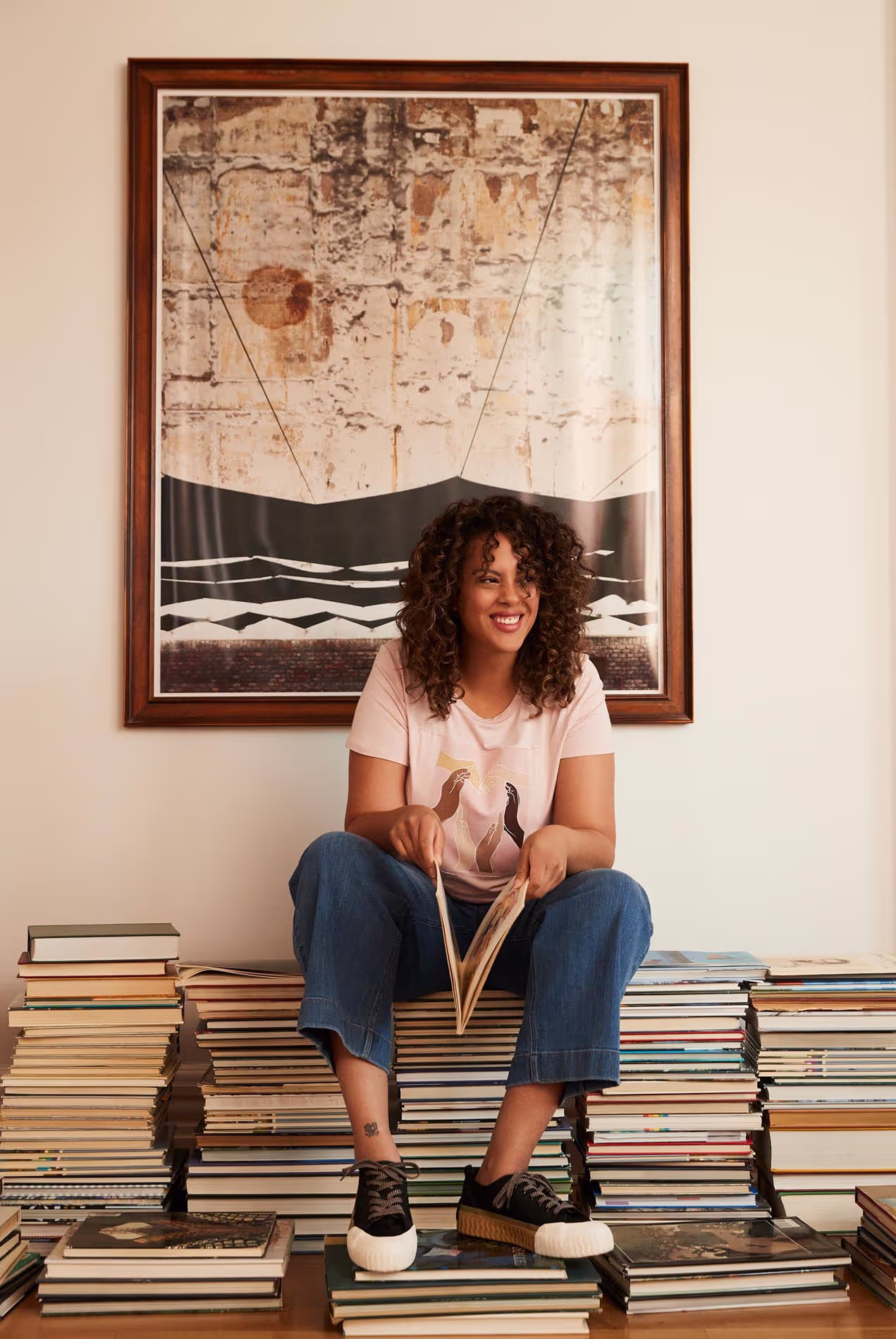 Professional lifestyle photography by a commercial photographer, focusing on genuine, candid moments and real-world scenarios to create compelling visuals for your brand’s marketing