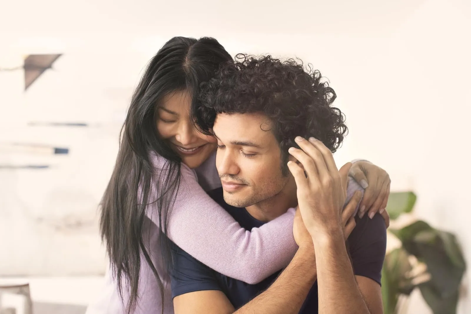 This striking lifestyle image portrays the beauty in the ordinary, expertly shot to reveal the genuine emotions and connections that define everyday life